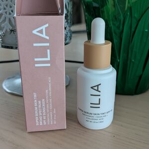 ILIA ST6 ORA Super Serum Skin Tint SPF 40